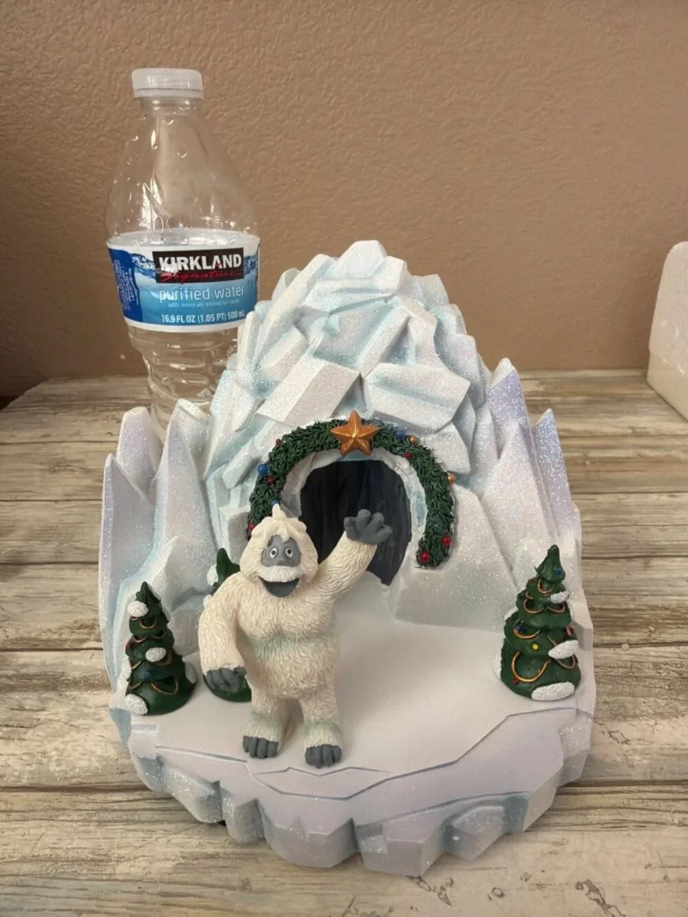 Hawthorne Village Rudolph's Town Abominable Snowman Christmas at Bumble's NEW - Picture 5 of 16